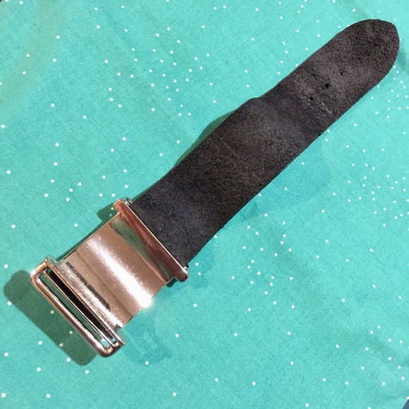 Faux Leather Cuff - Picture 4 of 6